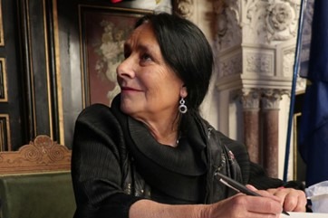 Suzanne Lebeau, Officier de l’ordre des Arts et des Lettres de la République Française